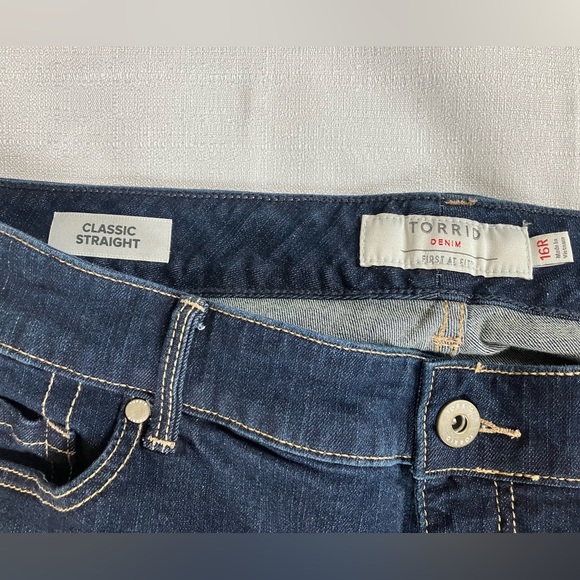 Torrid Jeans Classic Straight Size 16R - Picture 3 of 9